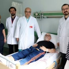 Samsun’da ilk kez kamu hastanesinde “Holep” yöntemiyle prostat ameliyatı yapıldı.